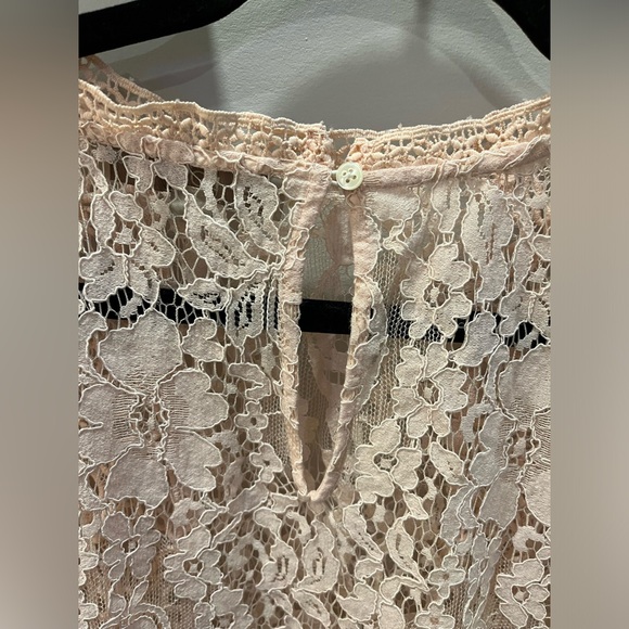 Baby Pink Lace Blouse - Picture 3 of 9